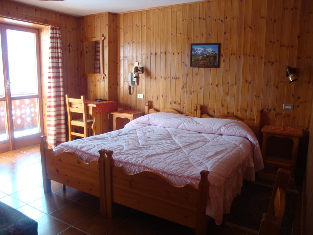 Hotel Alpe Fleurie 샴폴루크 외부 사진